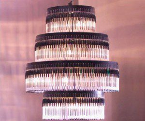 recup_plastique_stylo_chandelier